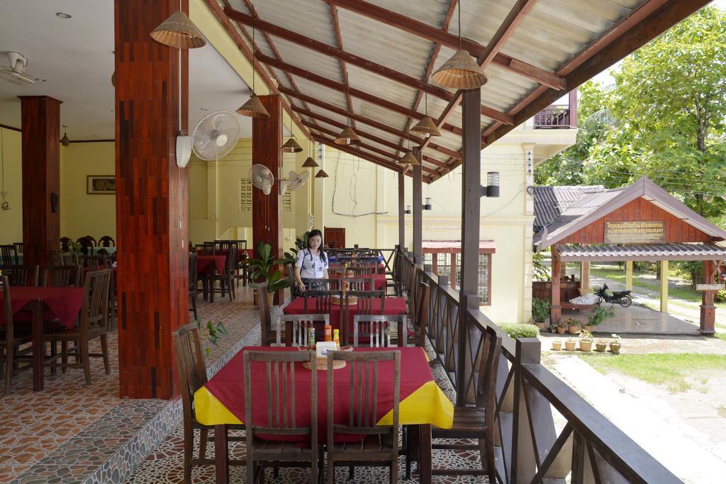 Hotel Vilayvong Vang Vieng Bagian luar foto