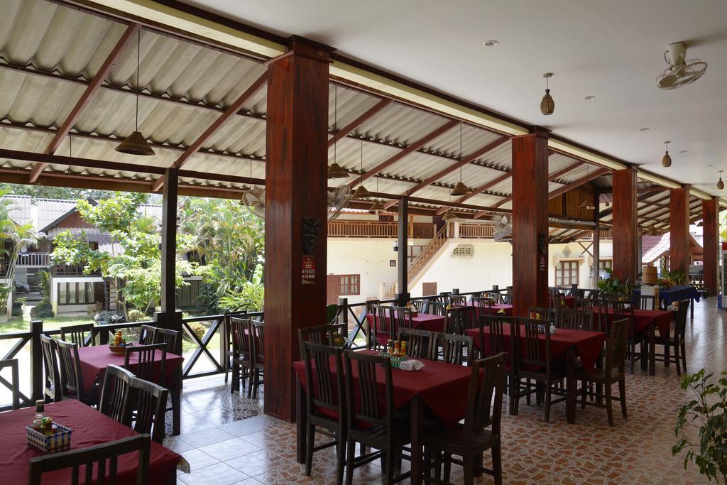 Hotel Vilayvong Vang Vieng Bagian luar foto