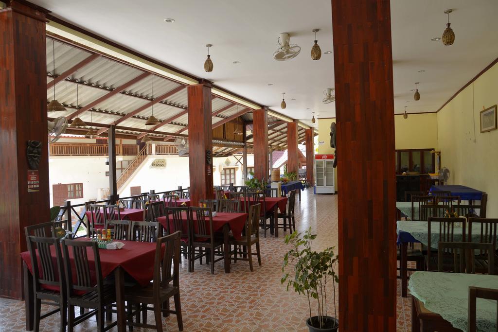 Hotel Vilayvong Vang Vieng Bagian luar foto