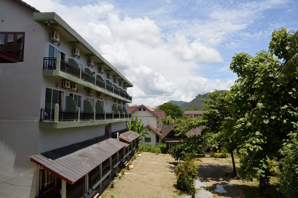 Hotel Vilayvong Vang Vieng Bagian luar foto