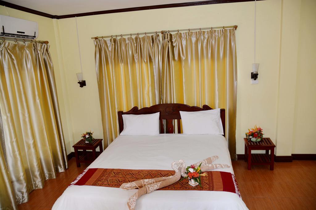 Hotel Vilayvong Vang Vieng Bagian luar foto