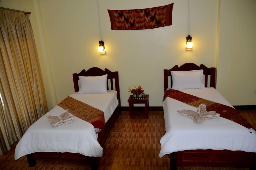 Hotel Vilayvong Vang Vieng Bagian luar foto