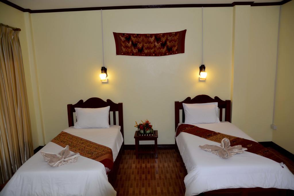 Hotel Vilayvong Vang Vieng Bagian luar foto