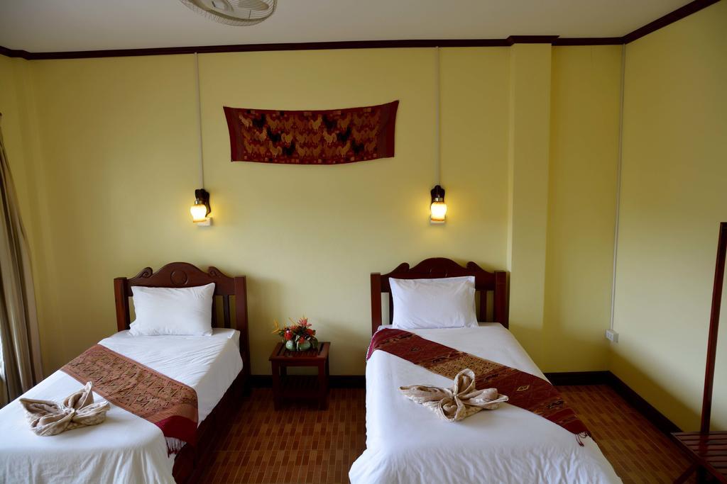 Hotel Vilayvong Vang Vieng Bagian luar foto