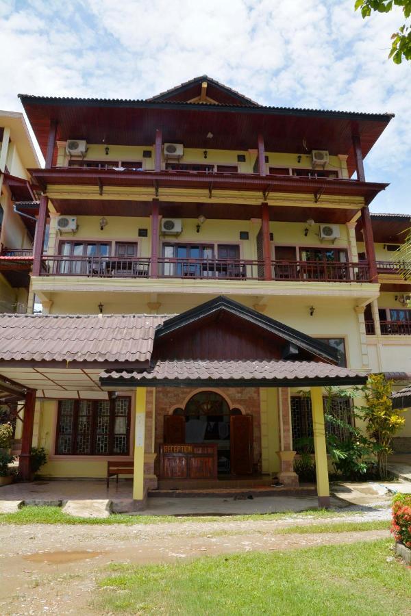 Hotel Vilayvong Vang Vieng Bagian luar foto